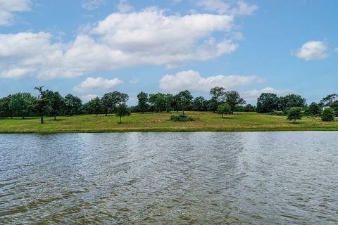 Lakefront Land Parcel