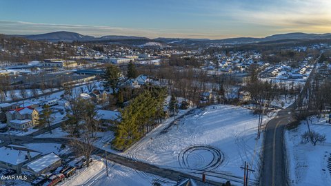 Land, Altoona, PA