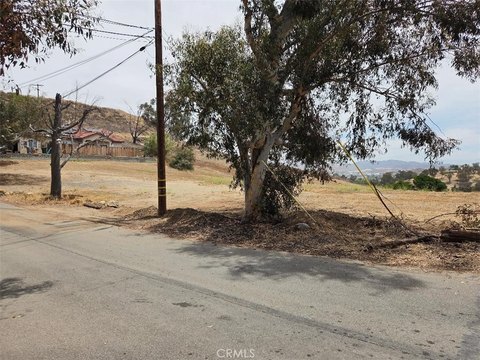 Land/Lot - Lake Elsinore, CA