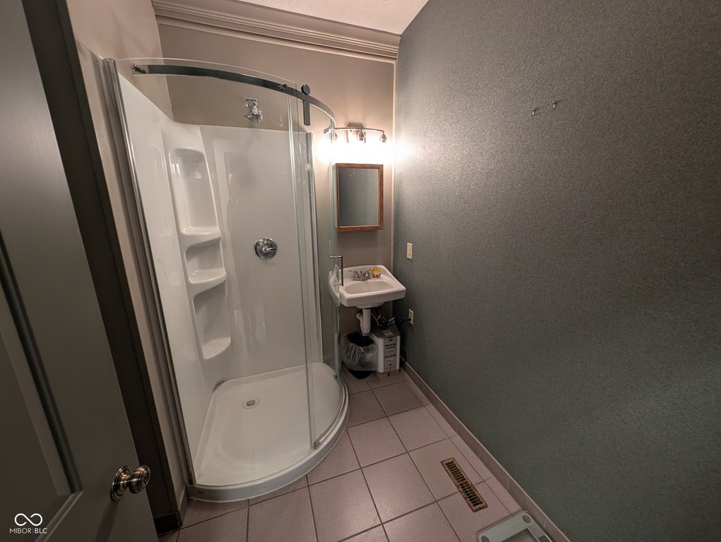 Picture 16