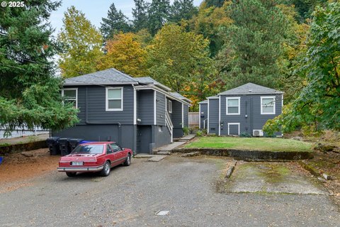 Updated Triplex Near Downtown