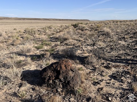 Recreational Land Along BLM Boundary