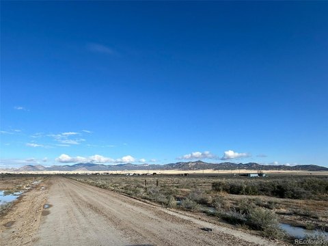 Land, Moffat, CO