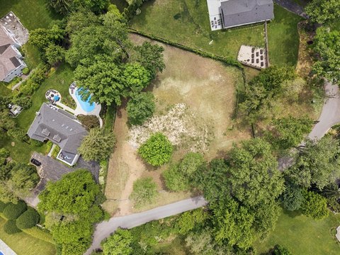 LAND - Winnetka, IL