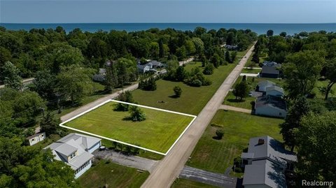 LAND - Worth Twp, MI