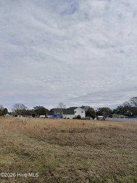 Land, Hubert, NC