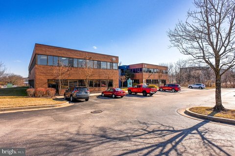 Spacious Office with Ample Parking