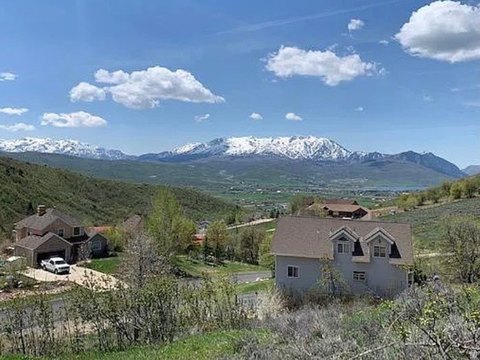 Land, Huntsville, UT