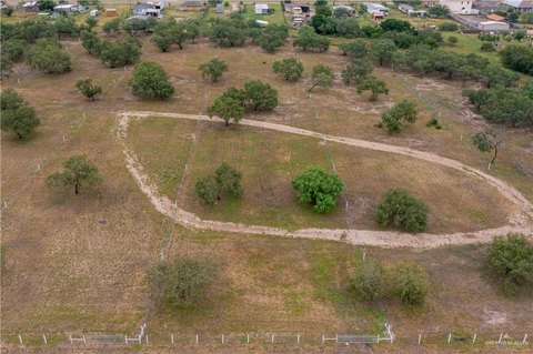 Land, Donna, TX