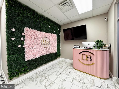 Turn-Key Retail/Office Space Available