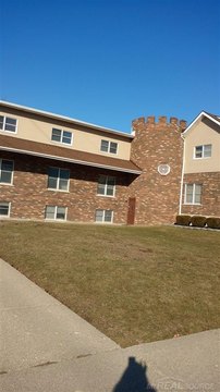 Income Office Building with Garage