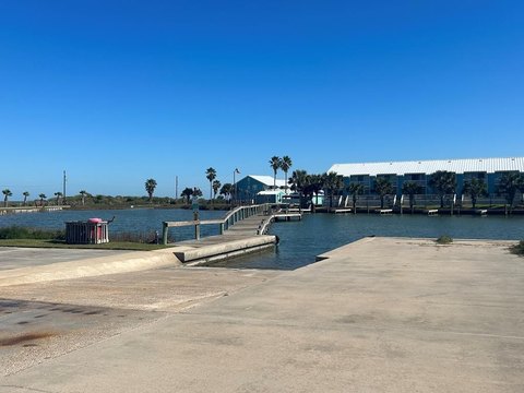 LAND - ROCKPORT, TX