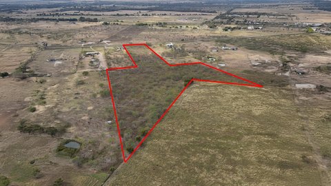Unrestricted Land in Corsicana, TX