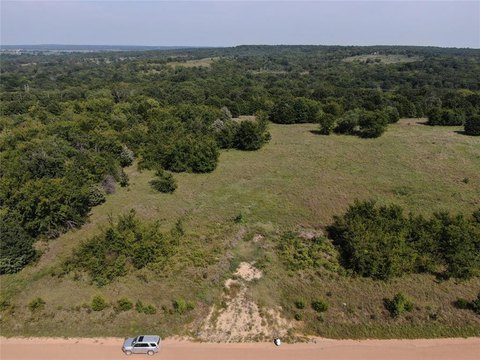 9.97 Acres in Weleetka, OK