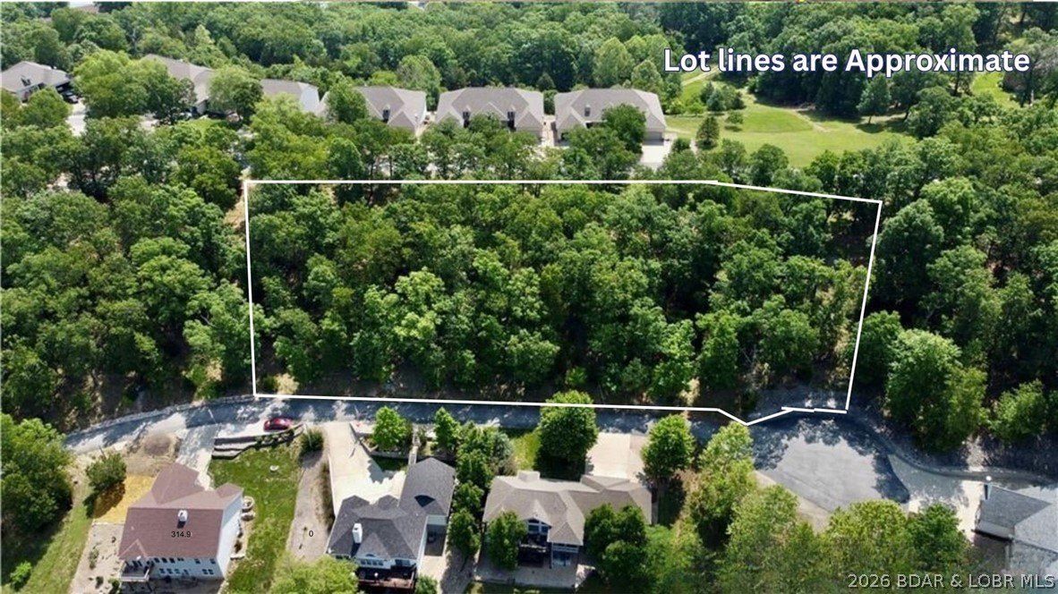 Camdenton Homesite in Gated Community