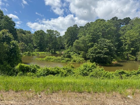 Unrestricted Waterfront Recreation Land