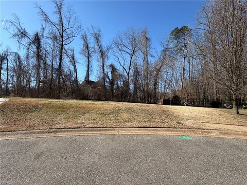 Buildable Homesite in Gloucester