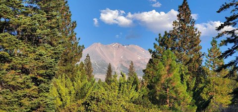 Land with Mt. Shasta Views