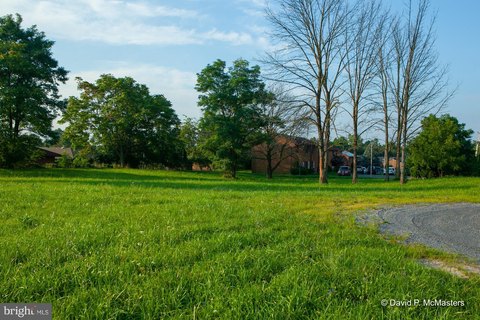 Commercial Lots Near Medical Facilities