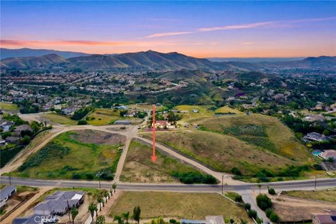 Residential Lot Near Freeway