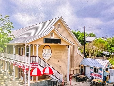 New Braunfels Commercial Space Available