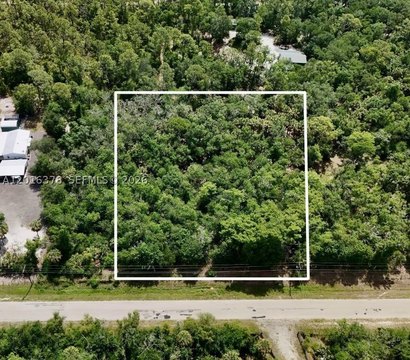 Residential Land Lot in Quiet Subdivision
