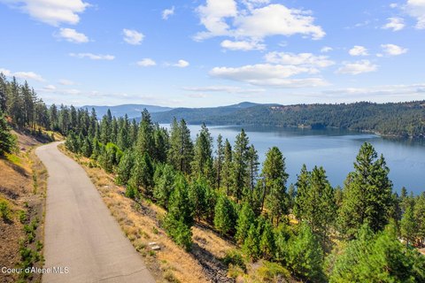 Harrison Land with Lake Views
