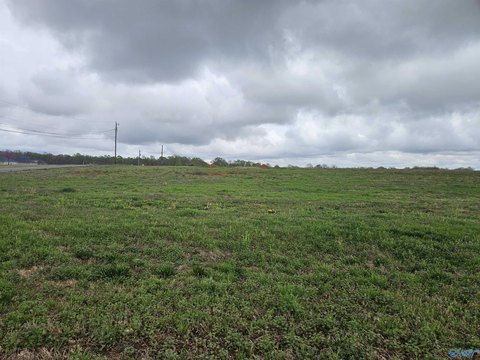 Spacious Lot in Elkwood Farms