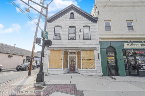 Prime Corner Commercial Space Available