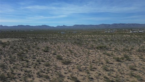 Land in Golden Valley, AZ