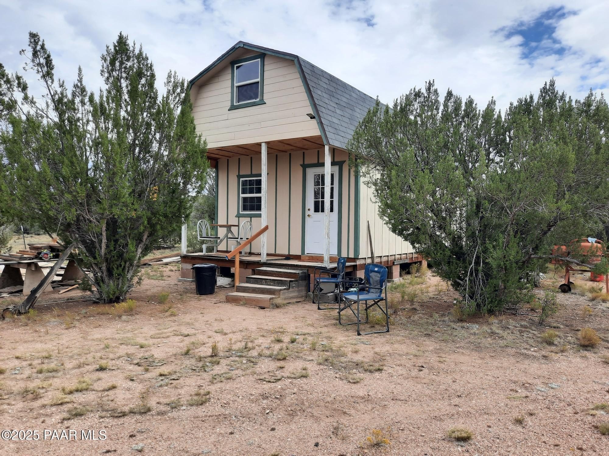 Arizona Land with Cabin Potential