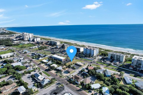 COMMERCIAL - Cocoa Beach, FL