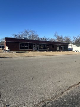 Subdividable Corner Retail-Office Building
