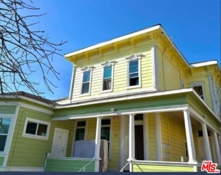 Remodeled Six-Unit Apartment Building