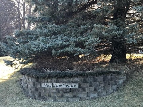 Land, Newton, IA