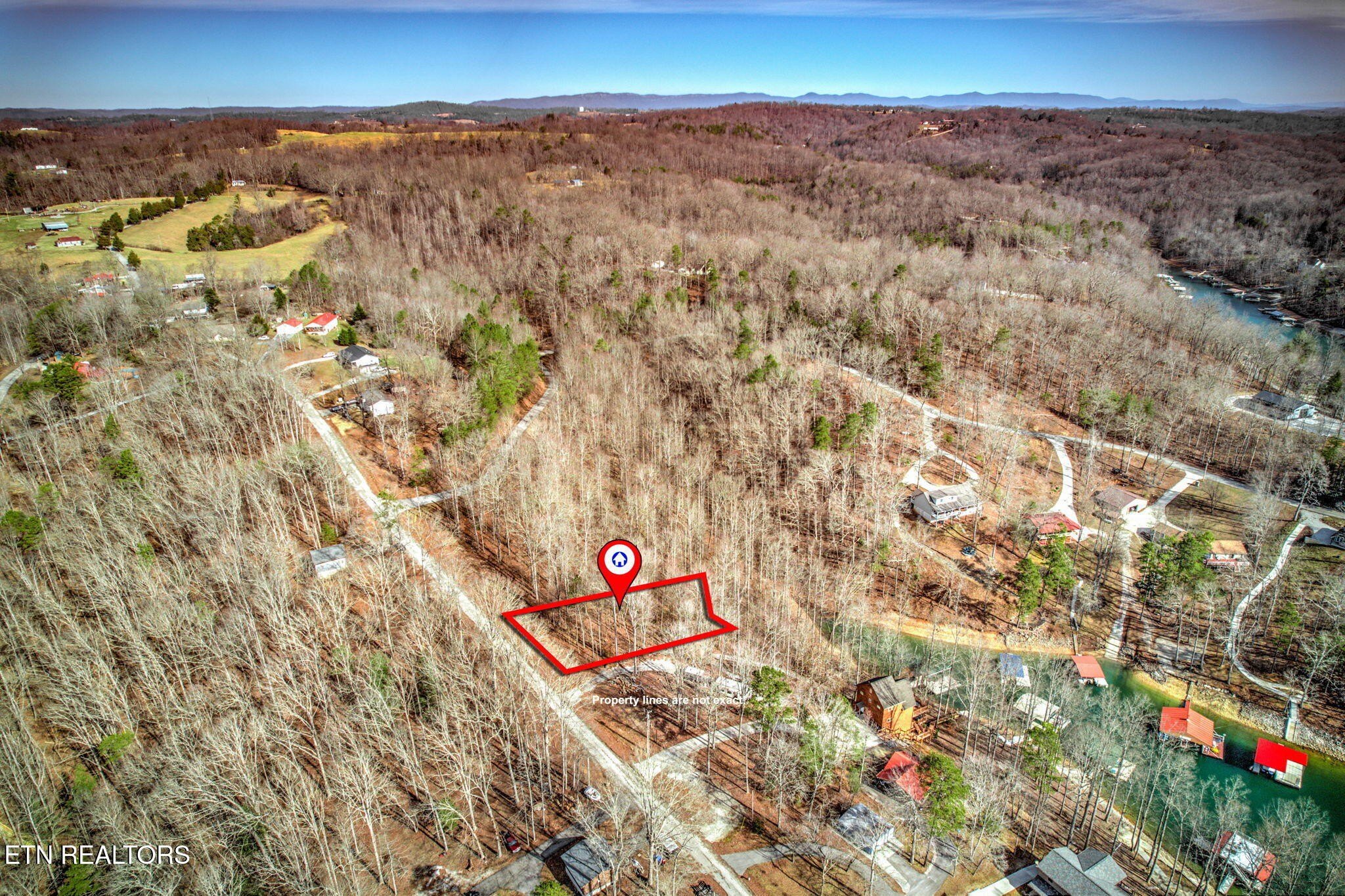 Waterfront Lot on Norris Lake