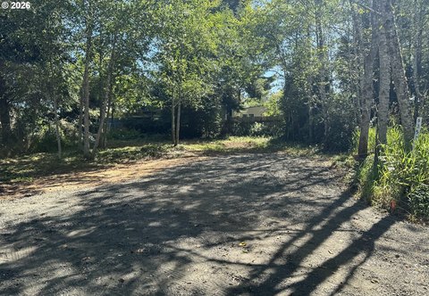LAND - CoosBay, OR