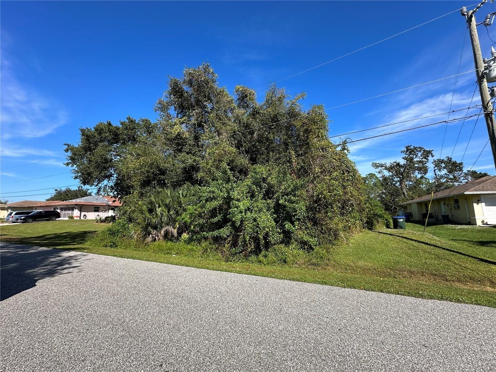 Residential Lot in North Port