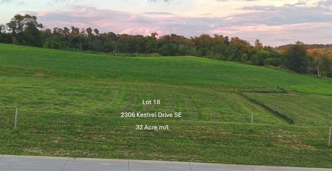 Residential Lot in Kestrel Heights