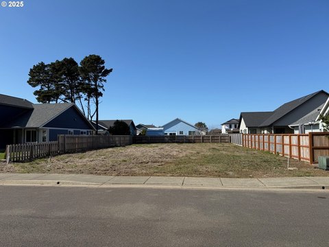 Bandon Ocean Trails Level Lot