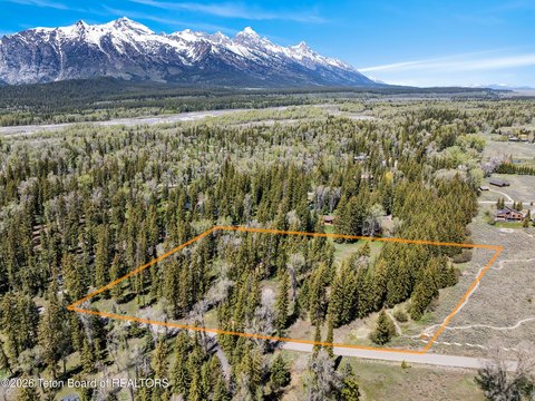 Private Homesite in Solitude Subdivision