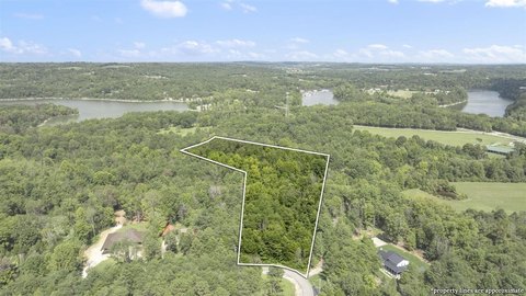 Residential Lot in Poplar Ridge