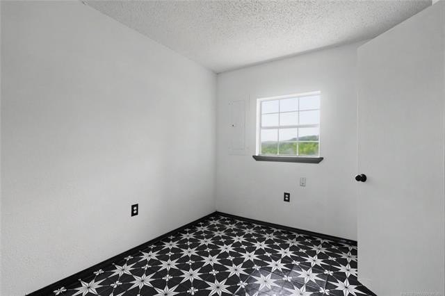 Picture 30