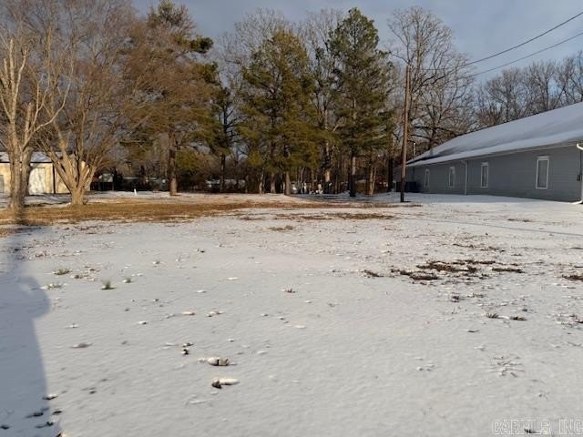 Land on Highway 165