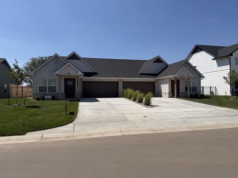 New Construction Duplex with Garages
