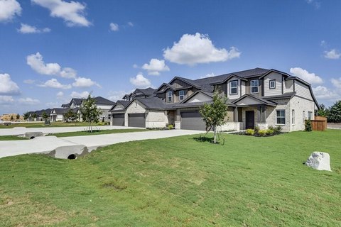 New Construction Triplex in Midlothian