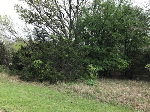 Resort Lot in Gated Community