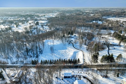 2.6 Acre Homesite in Grand Rapids