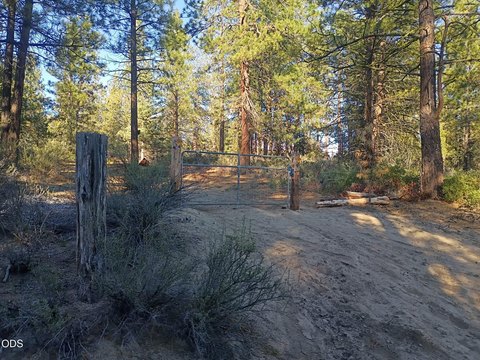 Land, Beatty, OR