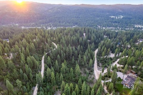 Wooded Residential Land Lot